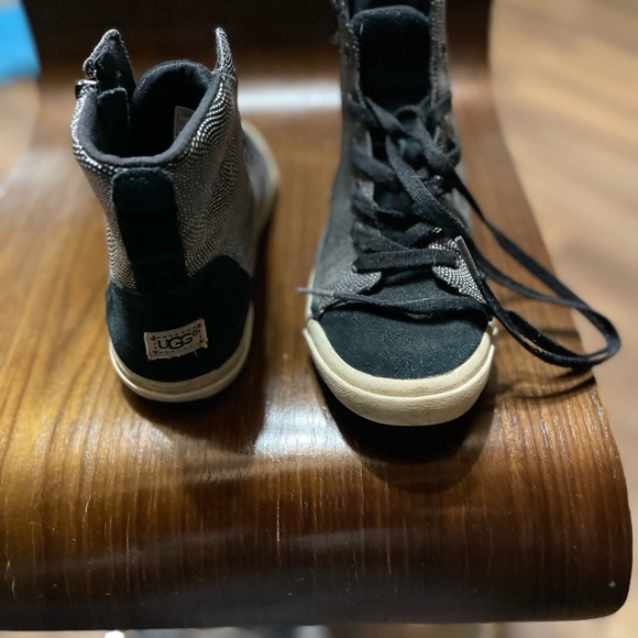 UGG High top Sneakers - Picture 1 of 5
